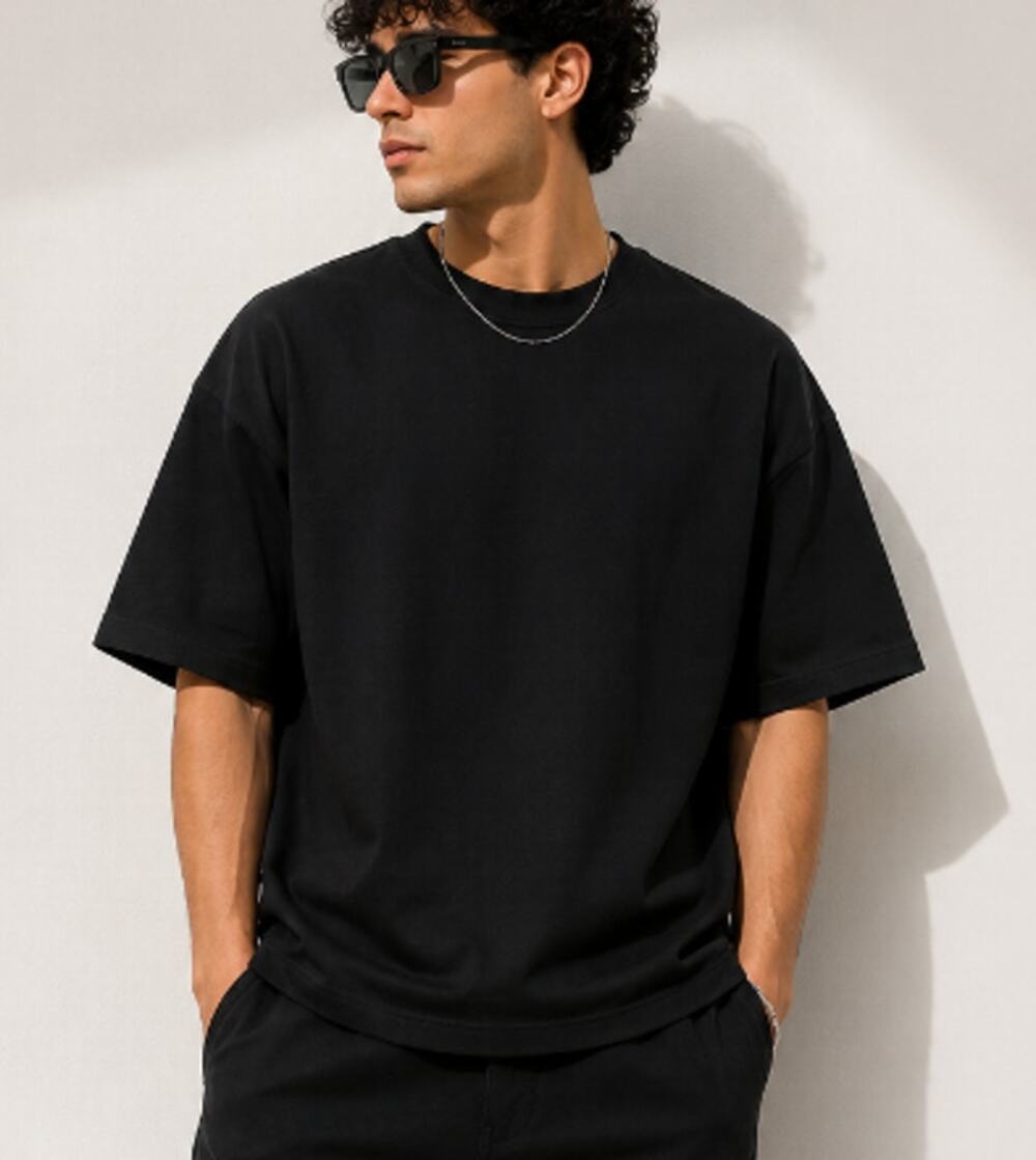 NWT Cernucci Boxy Oversized Urban Tee Size, Black Small